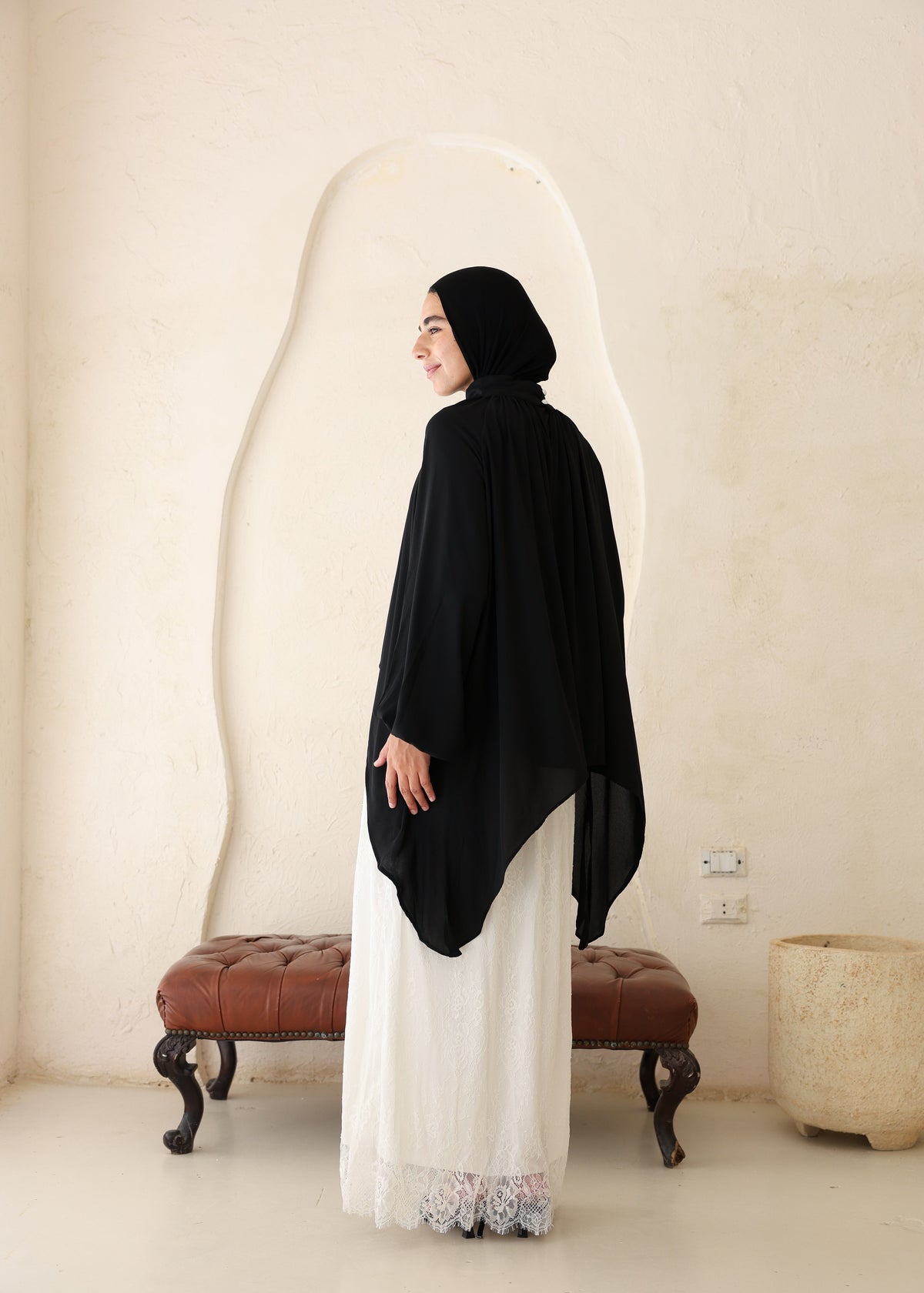 ALYA Blouse in Black