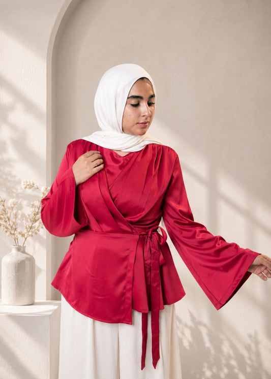 THURAYA Blouse in Cherry Red