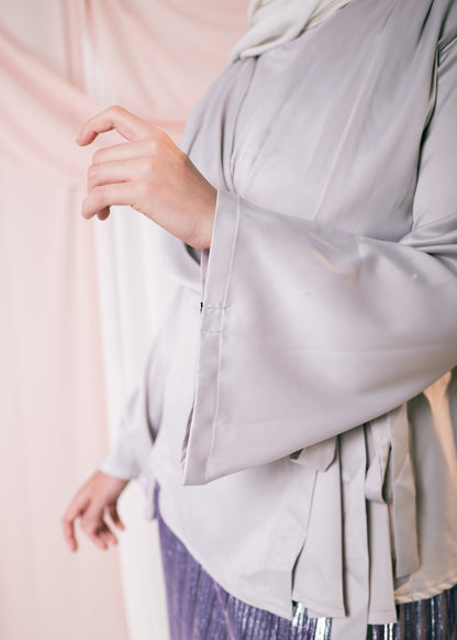 THURAYA Blouse In Silver Lilac