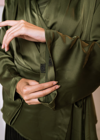 THURAYA Blouse in Olive Glow