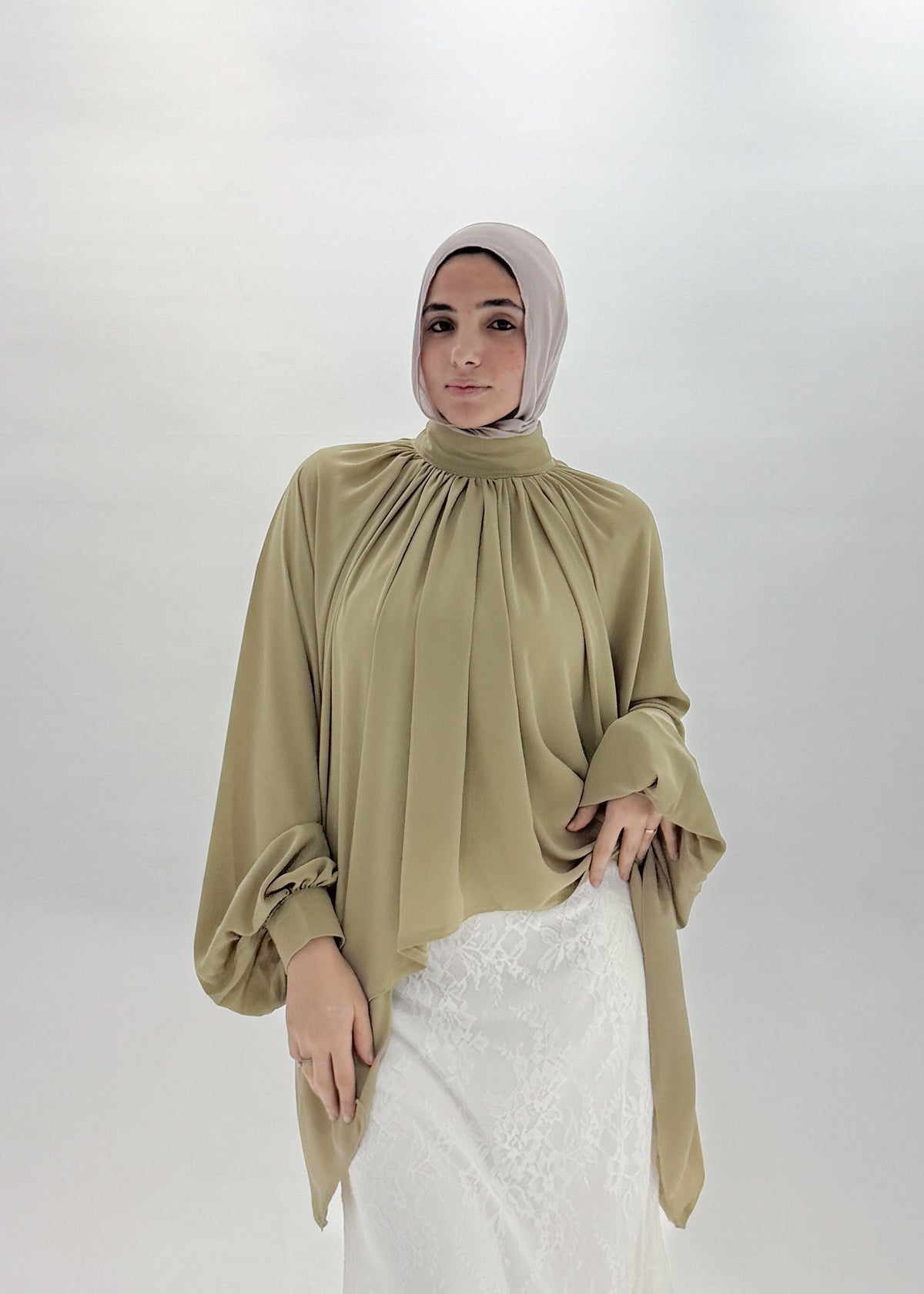 ALYA Blouse in mint green